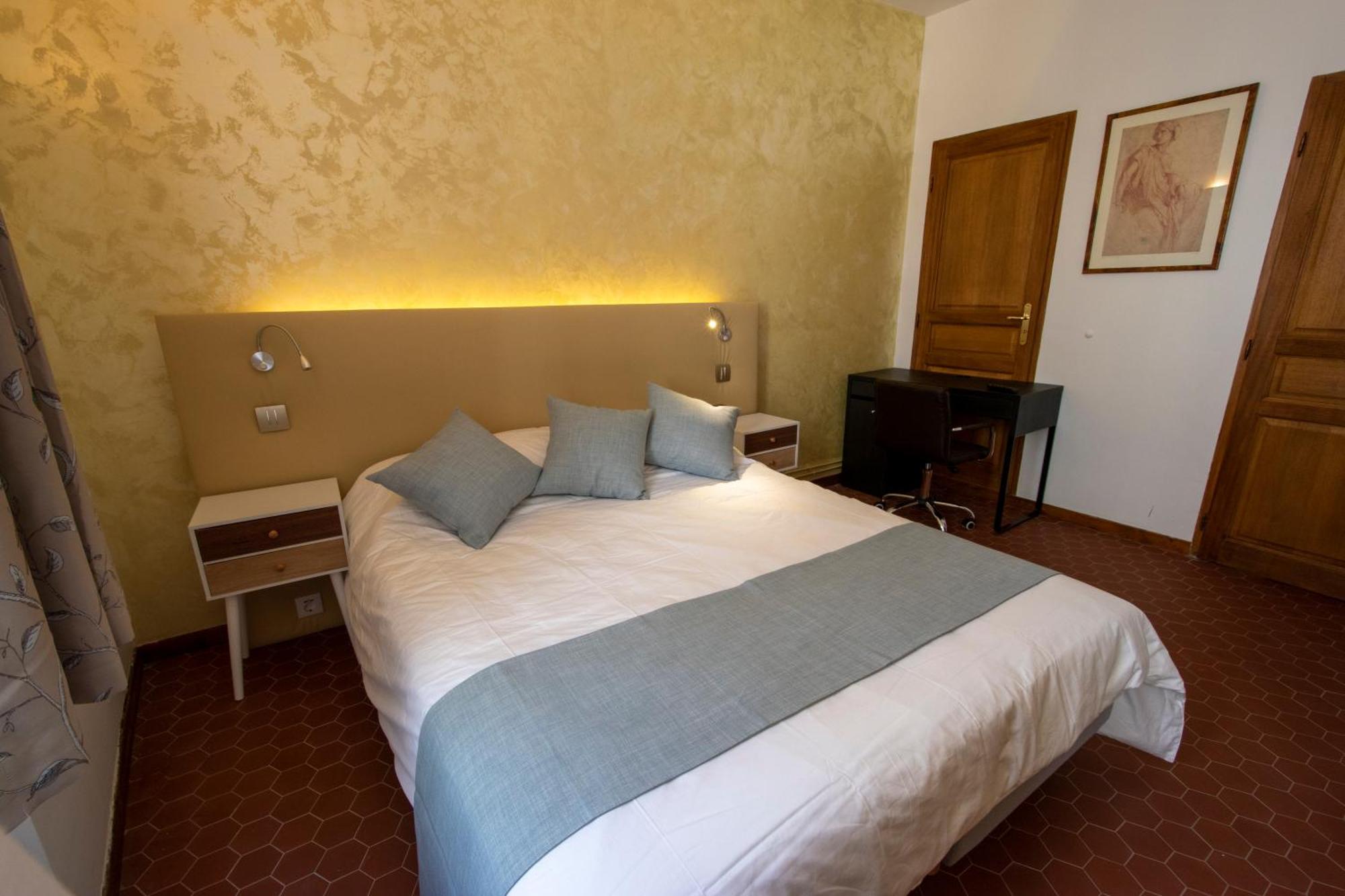 A L'Ombre Du Palais Appartement Avignon Kamer foto